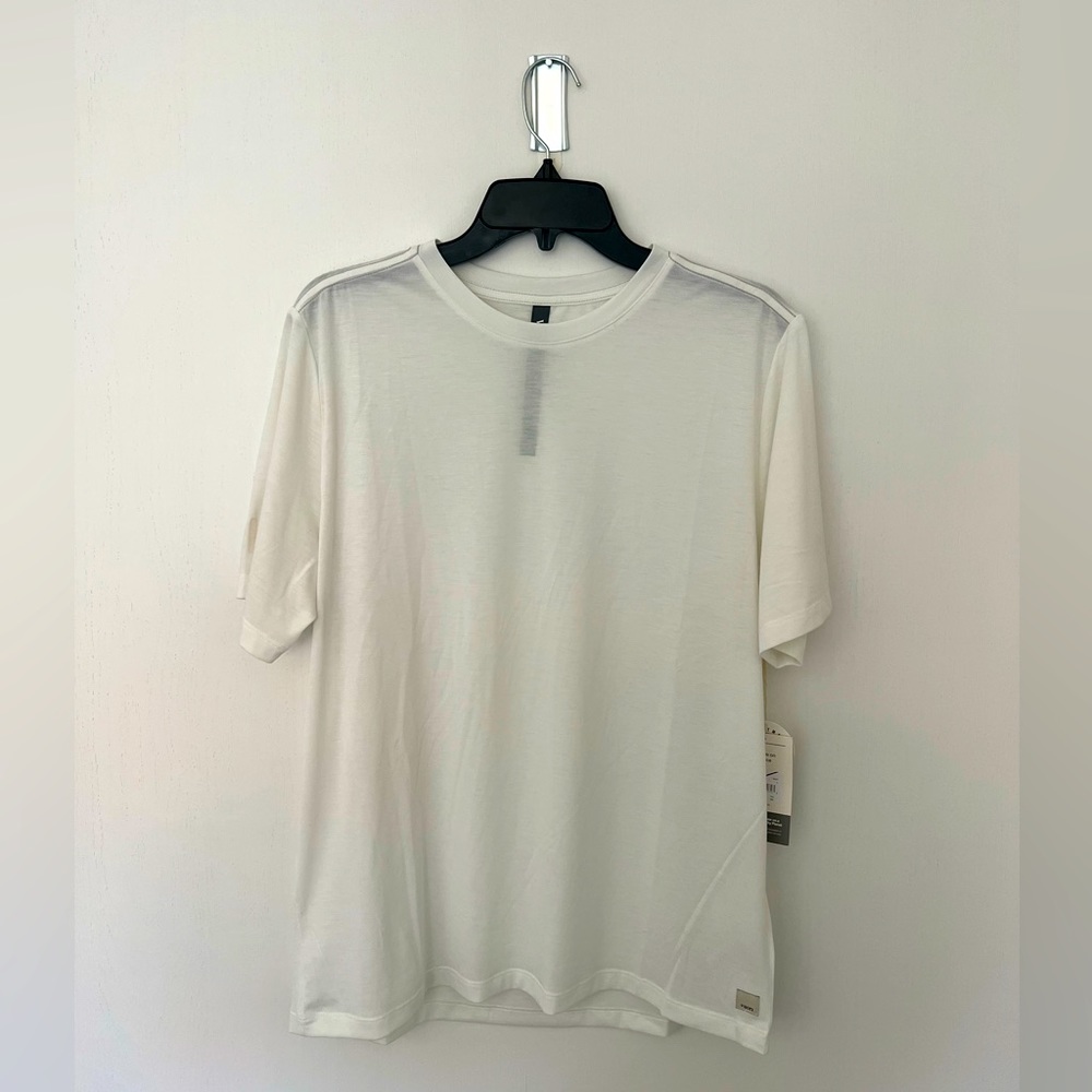 Men’s Vuori Tee